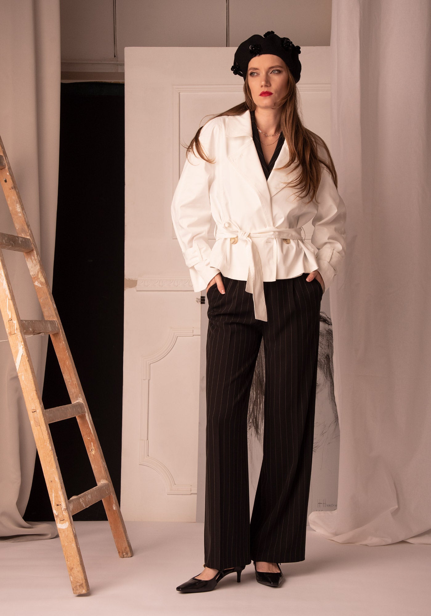 Women's Cropped Trench Coat in White