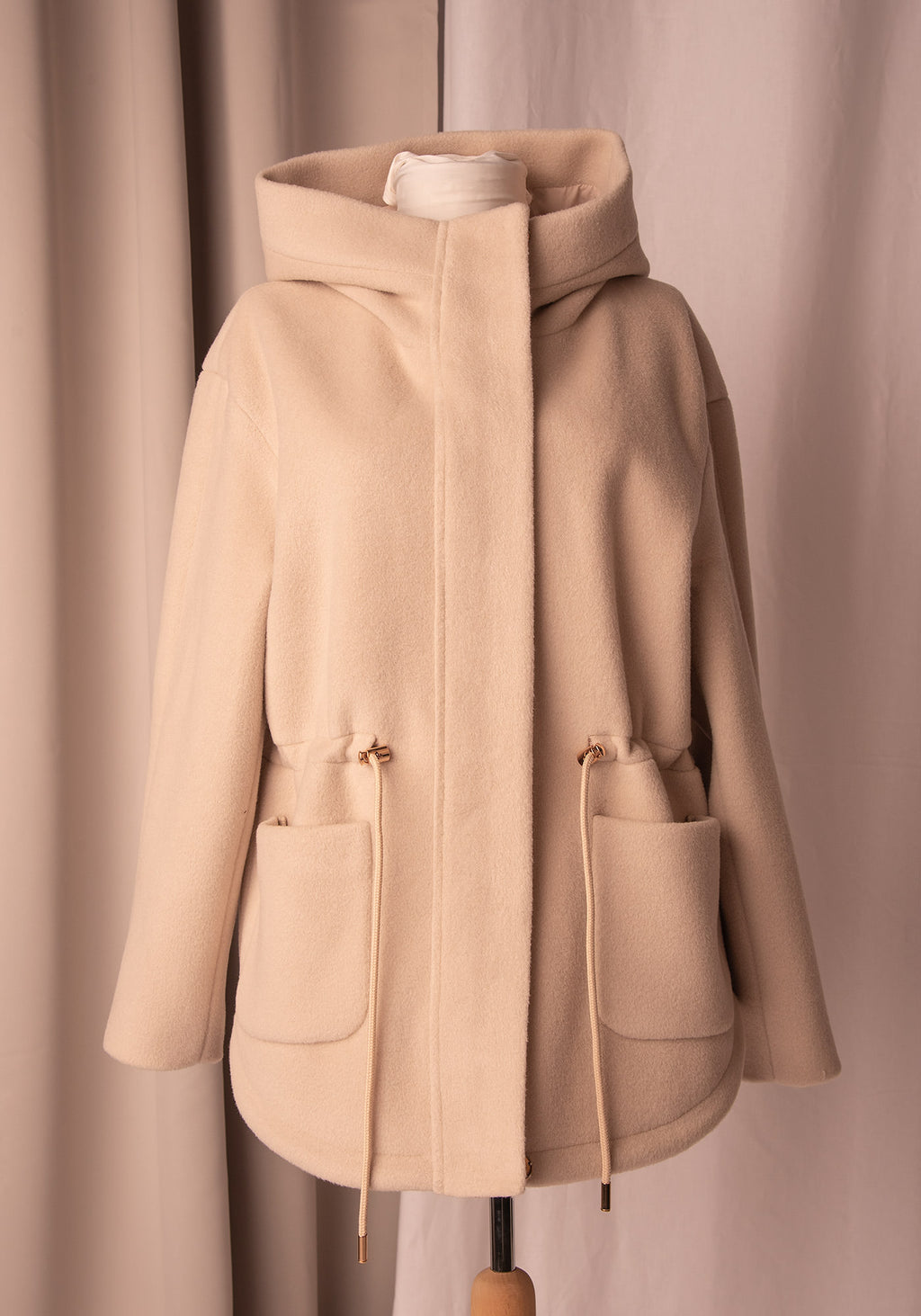 Fé Wool-Blend Hooded Coat in Beige