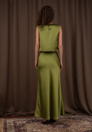 Figure Flattering Two Piece Set in Moss Green Satin F Figure Flattering Two Piece Set in Moss Green Satin F